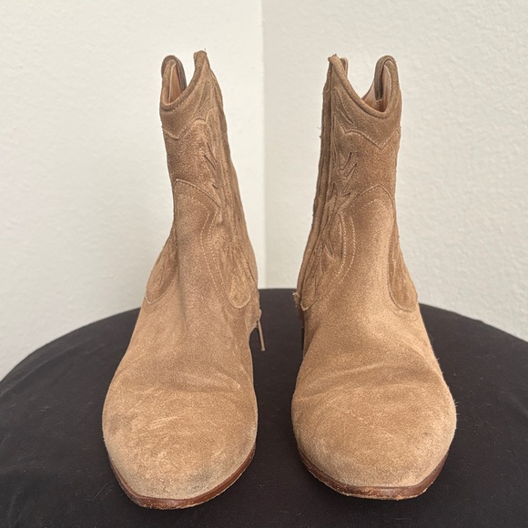 Saint Laurent western Tan Suede Ankle Boots - Picture 2 of 12